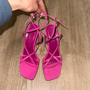 By far Barbie pink heels - size 7 37